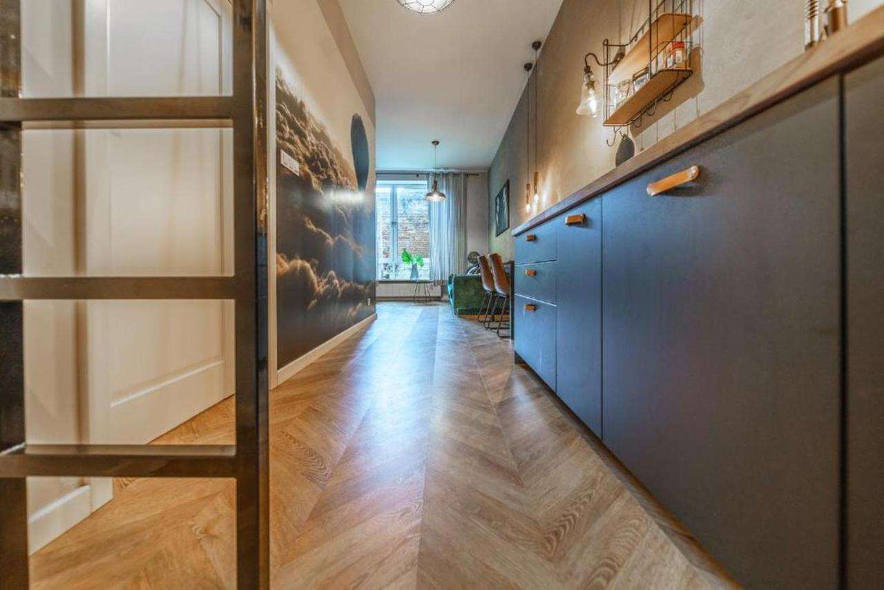وارسو Cozy And Bright - Golden Apartments - Z14-1A المظهر الخارجي الصورة