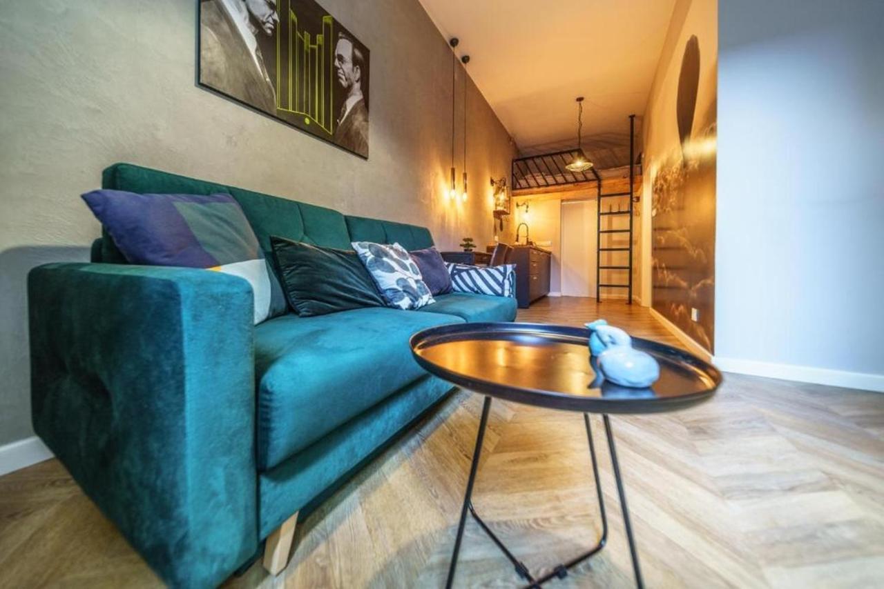 وارسو Cozy And Bright - Golden Apartments - Z14-1A المظهر الخارجي الصورة