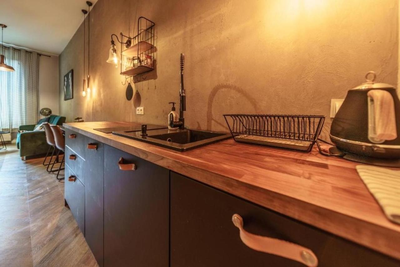وارسو Cozy And Bright - Golden Apartments - Z14-1A المظهر الخارجي الصورة