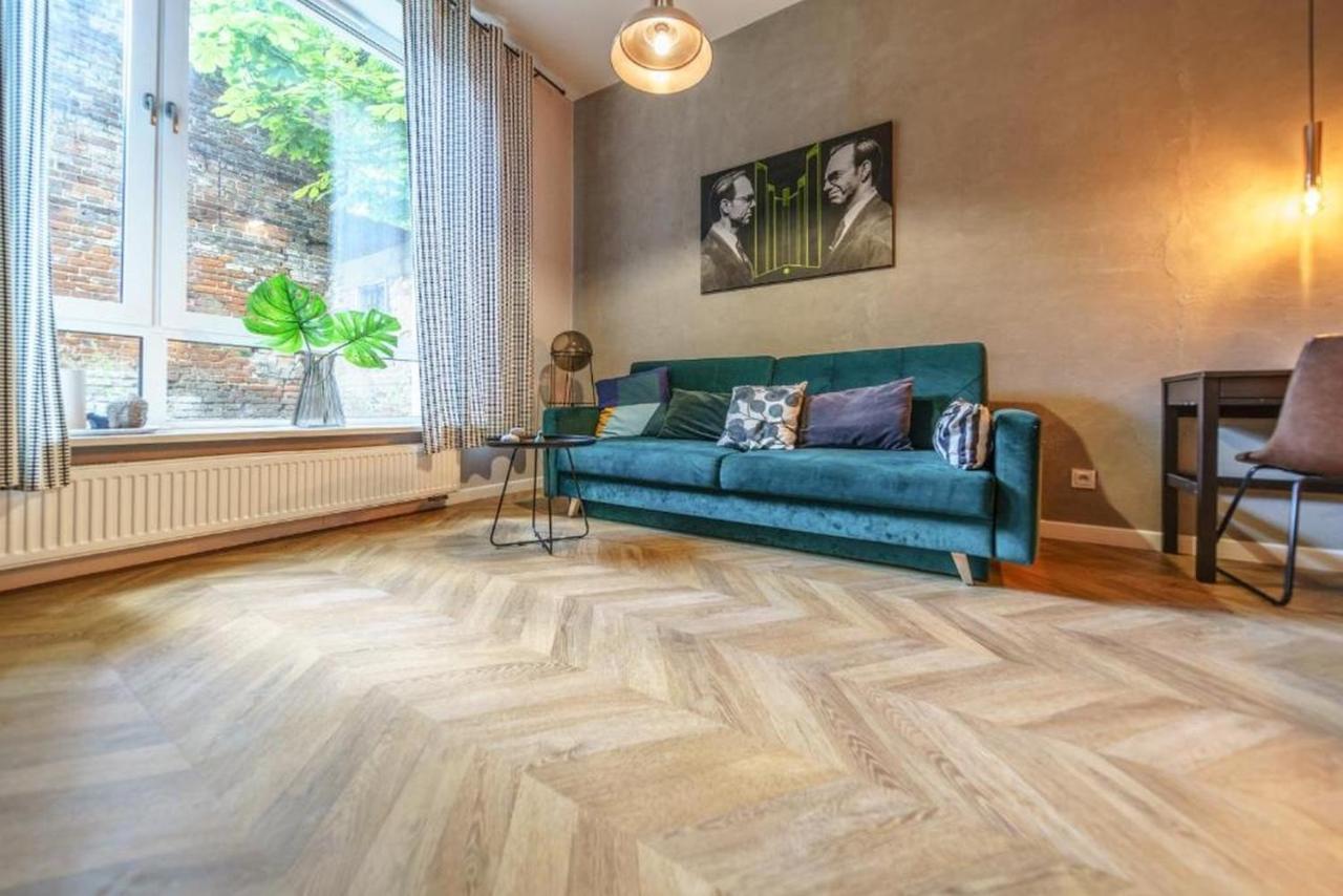 وارسو Cozy And Bright - Golden Apartments - Z14-1A المظهر الخارجي الصورة